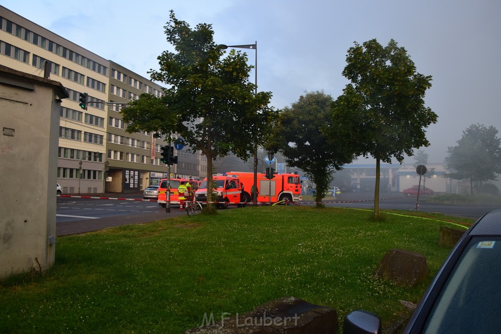 Feuer 3 Koeln Poll Poller Kirchweg P0105.JPG - Miklos Laubert